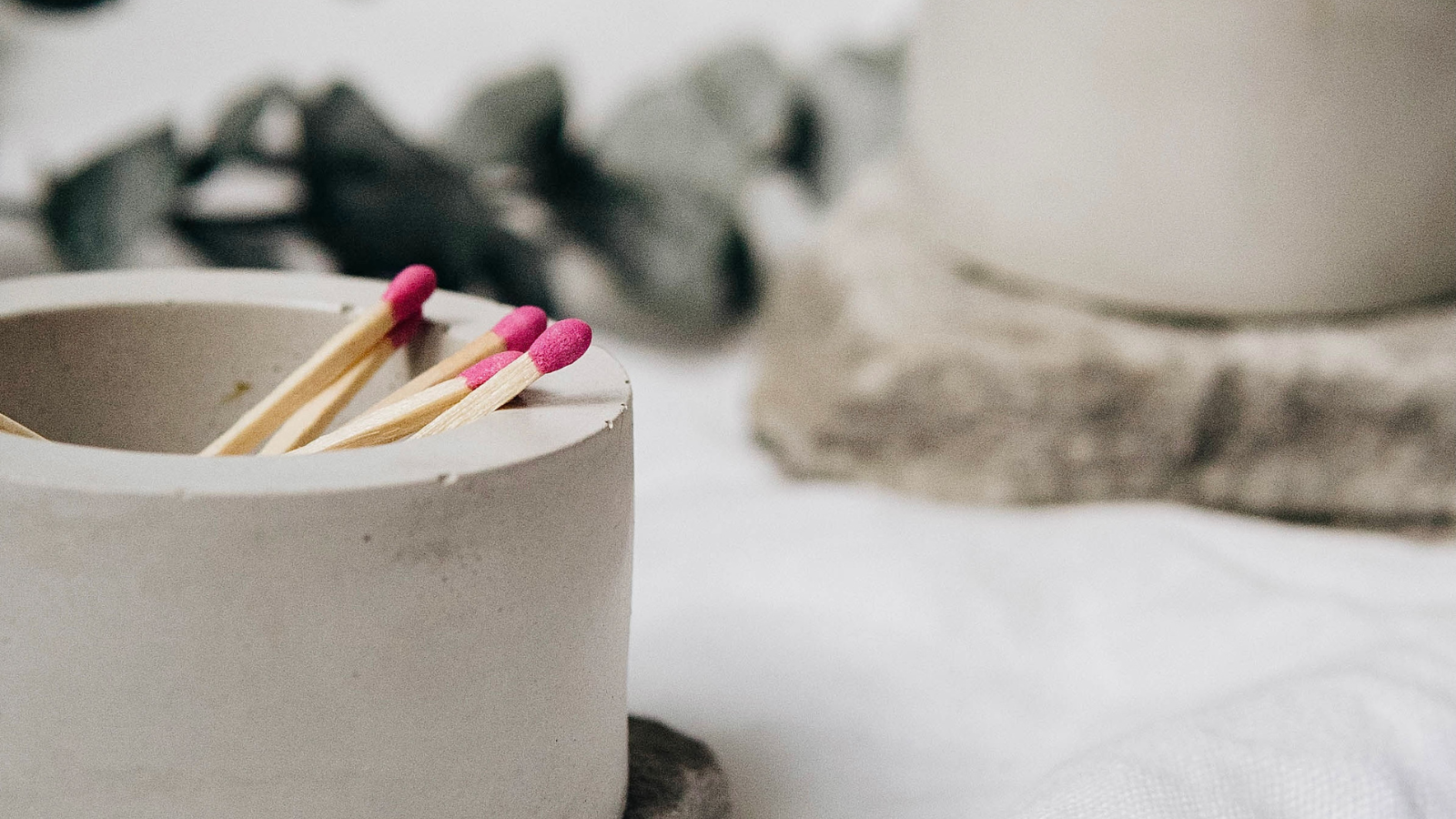 Kerzenzubehör, Zündholz, Feueranzünder, Feuerzeug, Stabfeuerzeug