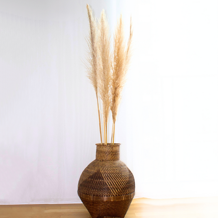 Colonial vase