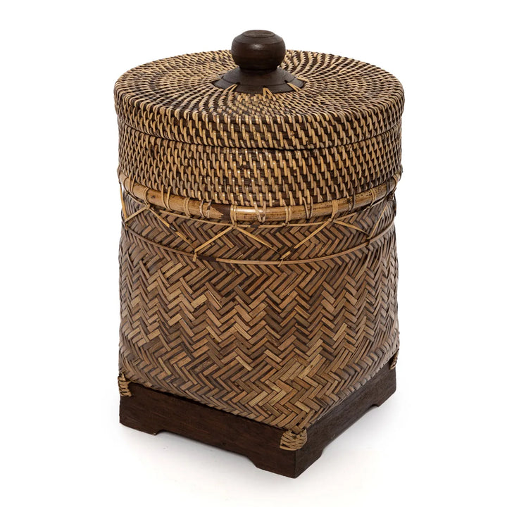 Rattan decorative basket